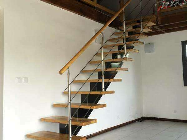 escalier_bois_limon_central