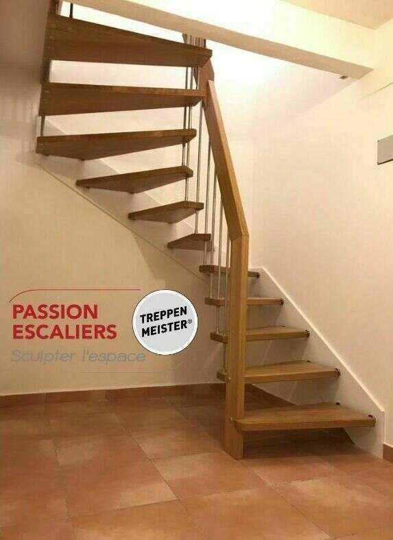 après escalier tournant en bois