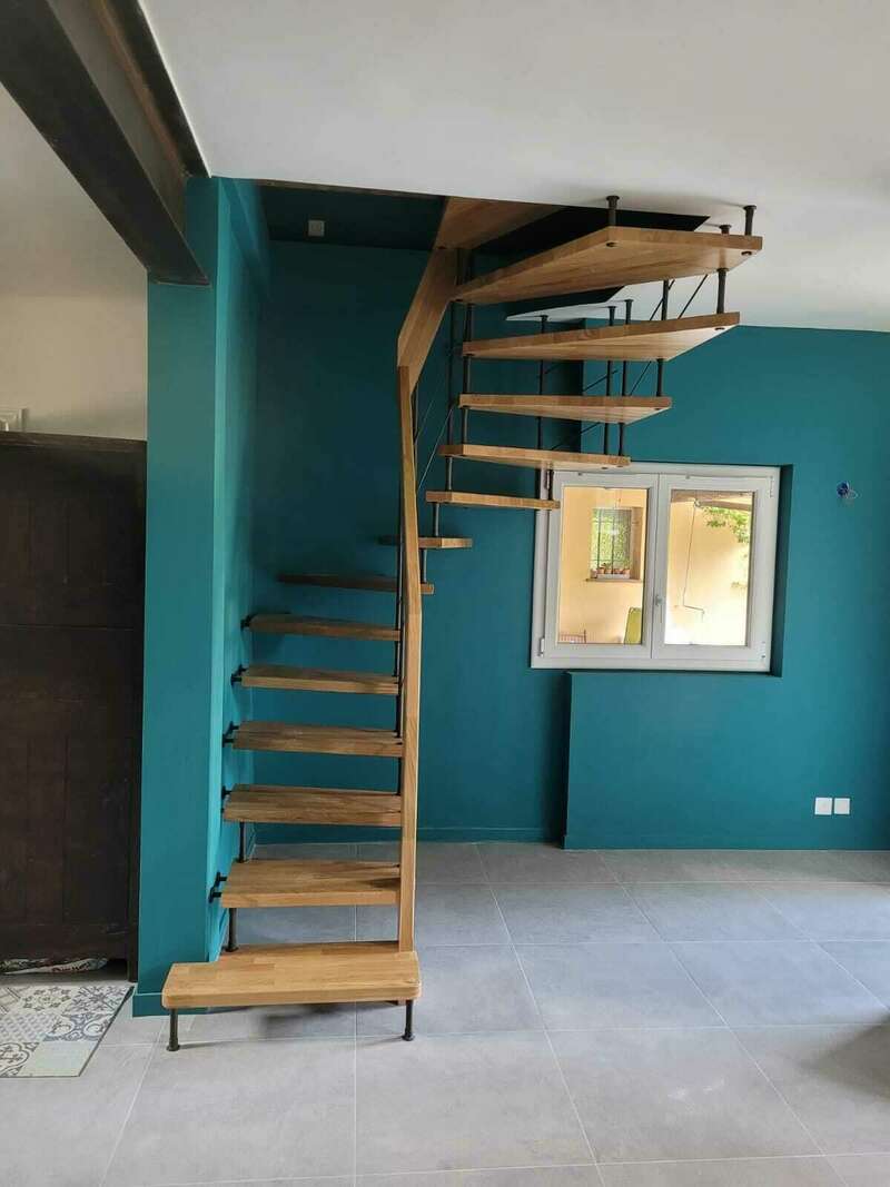 après escalier moderne salon