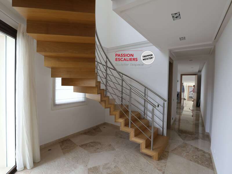 sci_la_gabbia-_courbe_marches-_cmarches_chene_pl_-_gc_inox_courbe__1_