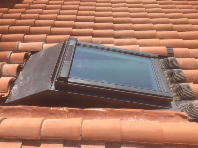 realisations-fenetres-de-toit-maureillas-las-illas-66480.jpeg