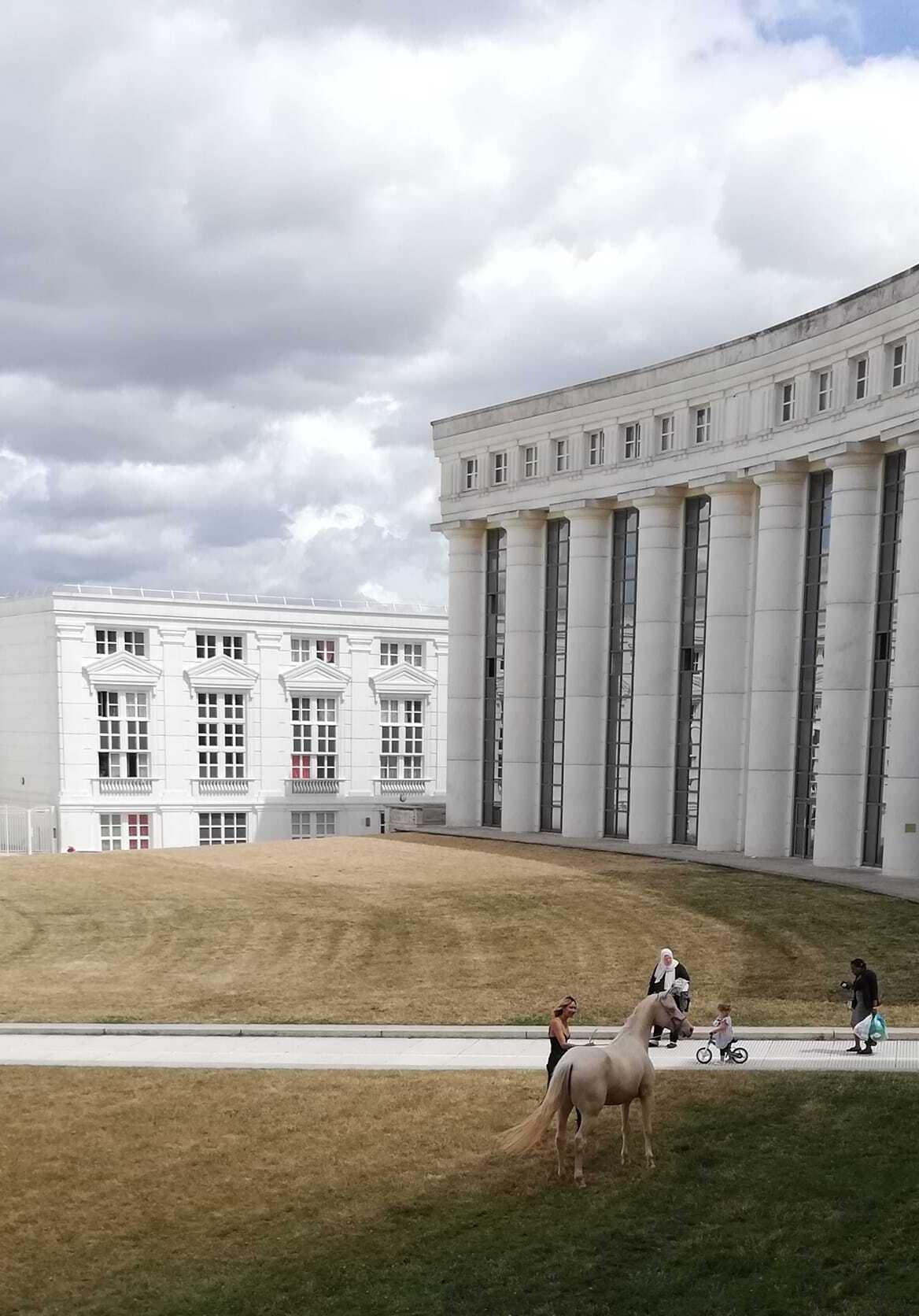 Thème : paysages urbains modernes