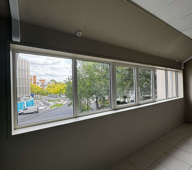 cellule_commerciale20251112-4080377-kkphk9