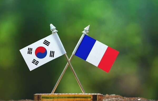 Sommet Lumière : la France et la Corée du Sud structurent un partenariat industriel autour de l'image
