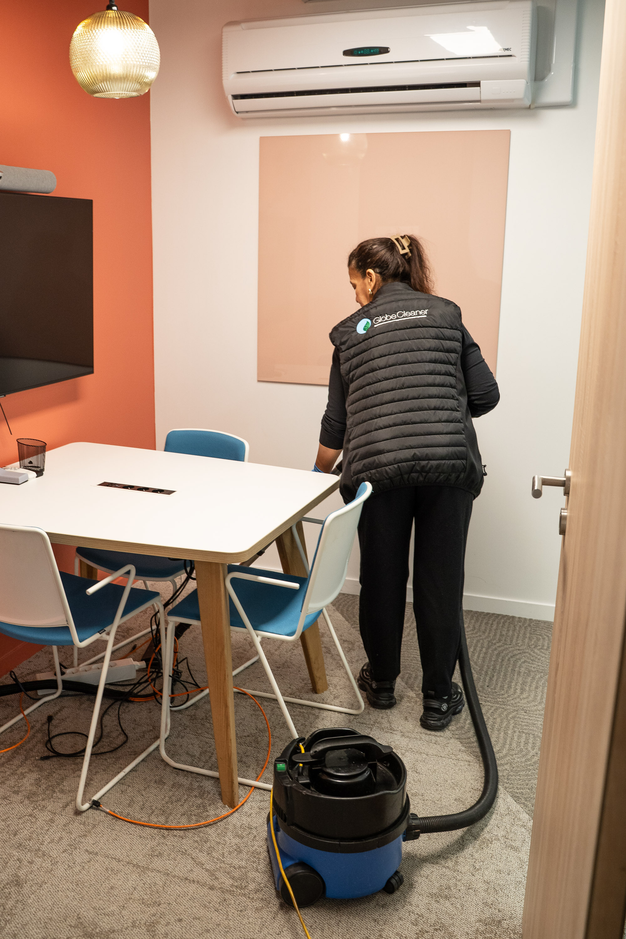 équipements modernes, monobrosses orbitales, produits écolabellisés