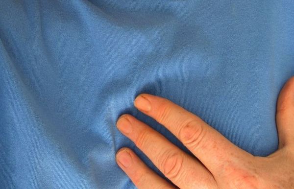 La crise cardiaque mal diagnostiquée chez les femmes