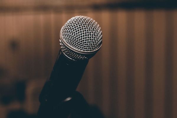 La parole vous est donnée …