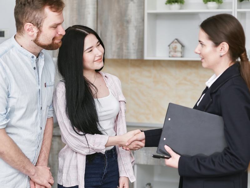 couple - conciergerie à Marne-la-Vallée