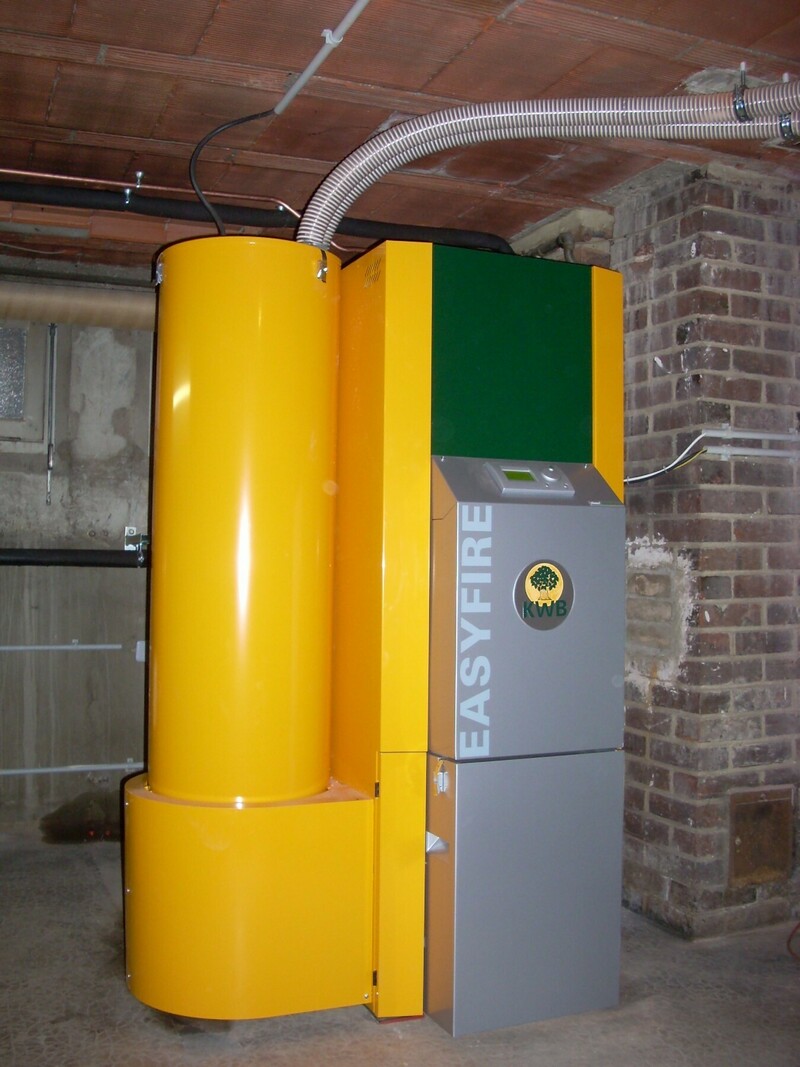 CHUDIERE A GRANULES SUR ASPIRATION( silo déporté)