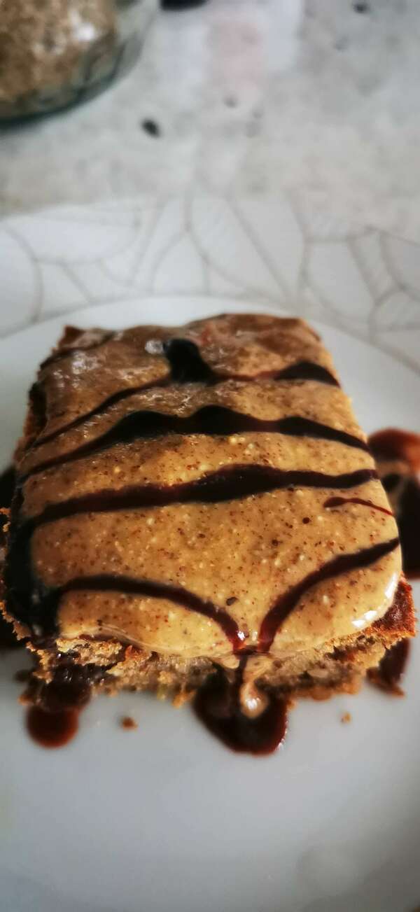 Gâteau gourmand à la banane et à l'amande