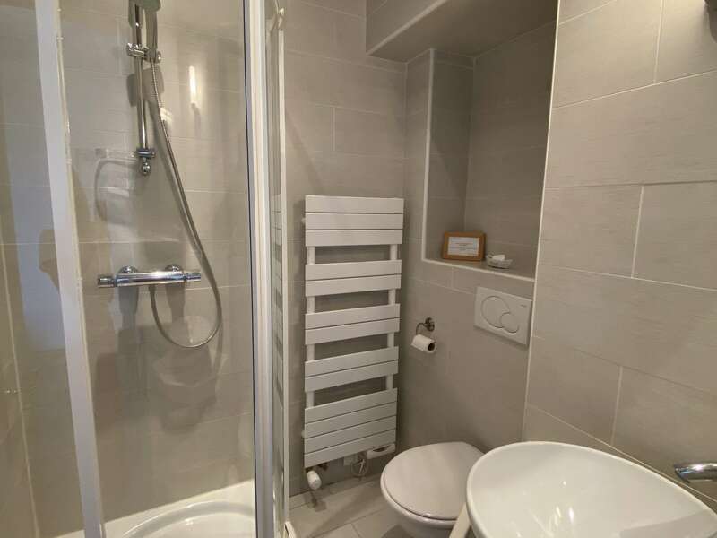 img_399020230917-3998875-plcv08