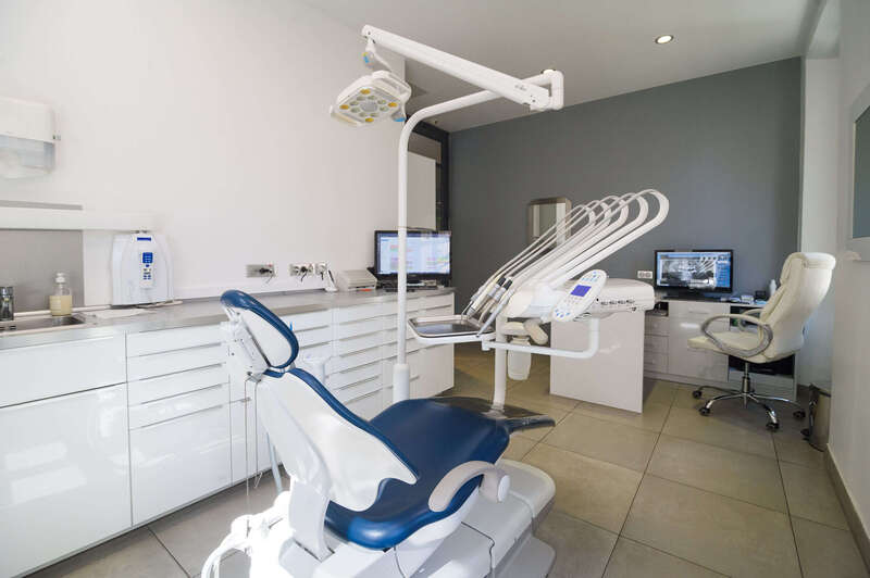 20260319_2_interieur_cabinet_dentiste_dr_tuil_085