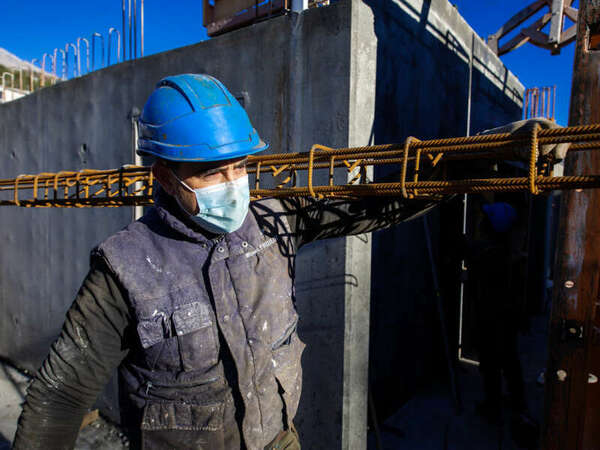 Covid-19 : nouvelle distanciation physique à 2 mètres, sans port de masque