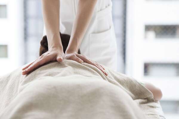 Manipulation vertébrale: ce que nous dit la recherche...