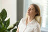 Femme relaxée