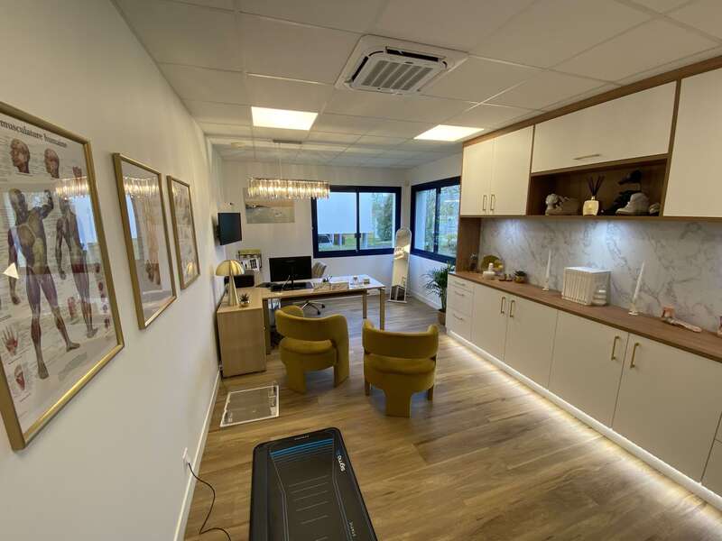 img_025620240628-1408067-dc97h1