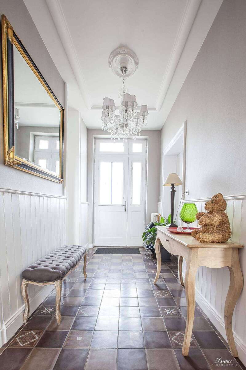 64322304_318635935739370_3553886181022236672_o20240628-1408067-v672v2