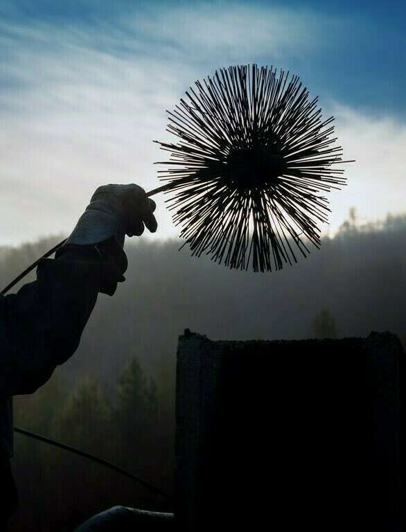 Astuces pour bien choisir le matériel de base pour le ramonage avec entreprise Andréas