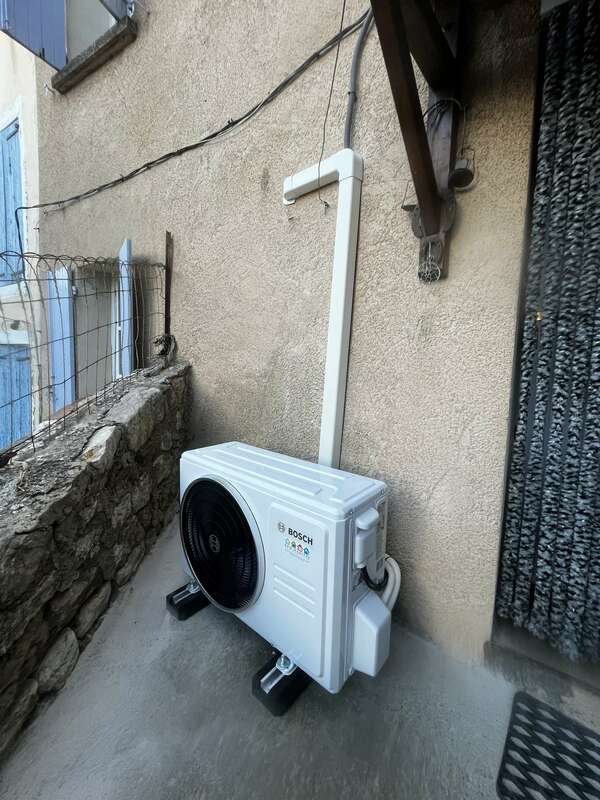 Rians - Pompe à chaleur AIR/AIR (climatisation réversible) - Bosch Home Confort