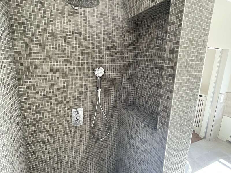 Intérieur mosaïque avec rangements