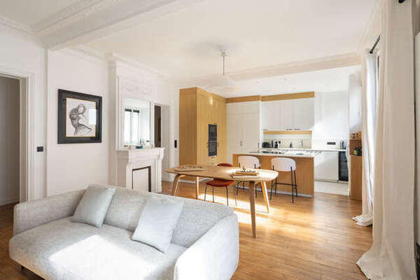 Rénover votre cuisine à Paris : quels coûts et quelles tendances ?