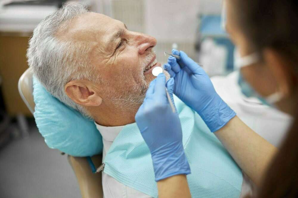 Douleur et implants dentaires