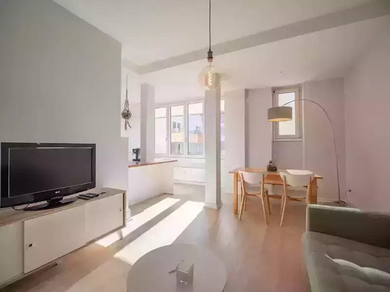 bbcbcef6-f255-44c7-8ecb-696ed954522d