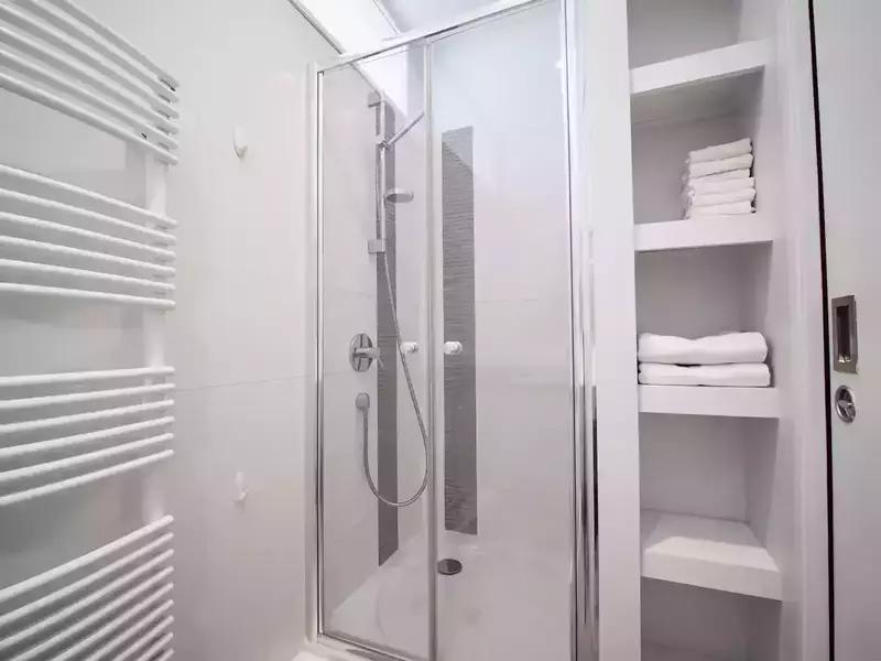 6fc93547-2009-444b-8126-e17d74213c14