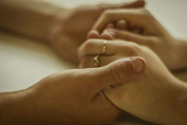 Comment reconstruire la confiance après une infidélité