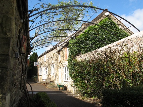 coleford-garden-arches-3.jpeg