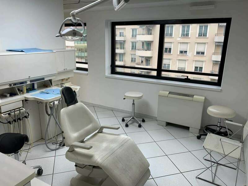 hgr2nli8hs_1605715775