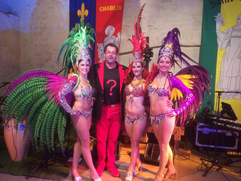 shorty_magicien_et_aquarela20230818-2651222-12qep5a