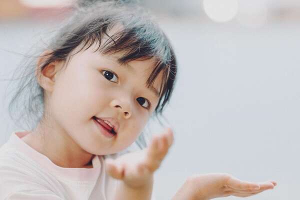 Mon enfant est-il hypersensible ? comprendre ses besoins et mieux l’accompagner