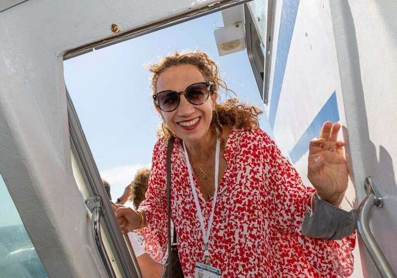 vwuy2aajch_1633362355