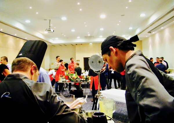 Pourquoi la cuisine est un excellent moyen de créer du lien entre collaborateurs ?