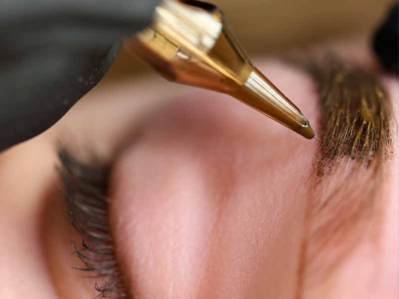 blue_yellow_summer_sale_poster_20250307_114814_0000