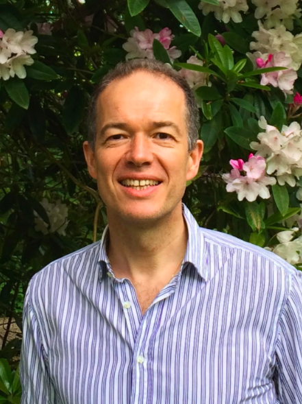 Votre praticien en massage Assis