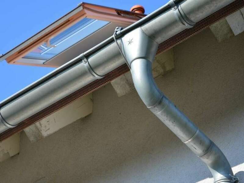 gouttiere-zinc-toiture