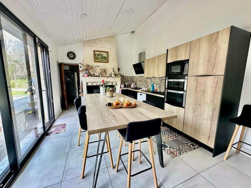 ecda1901-14b8-4566-862c-9df348aadd6a