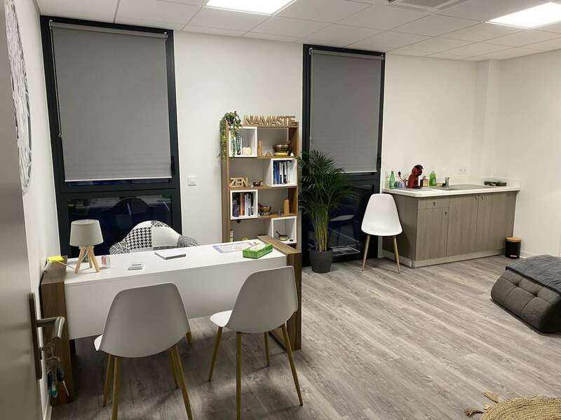 63ac54a3-6593-4a46-9e5c-7cafb1d752a820221208-562993-b81ldx