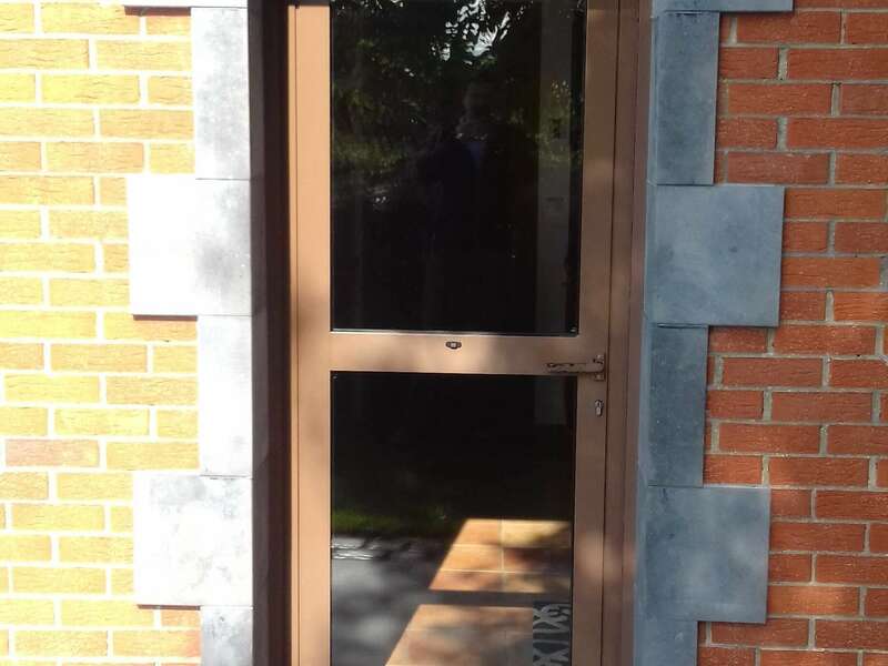 porte_alu_a_englefontaine