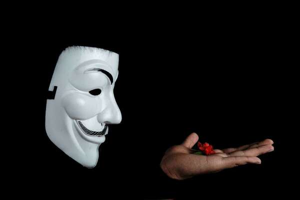 Qu'est-ce qu'un pervers narcissique ? Identifier sa manipulation