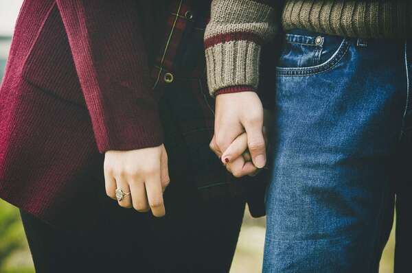 Le doute au sein du couple.