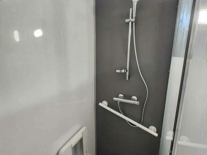 whatsapp_image_2024-12-07_a_12-33-37_e8b6056a