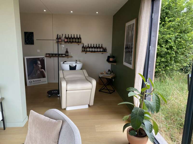 tempimage9kwsbx20241205-1807618-1ylctlq