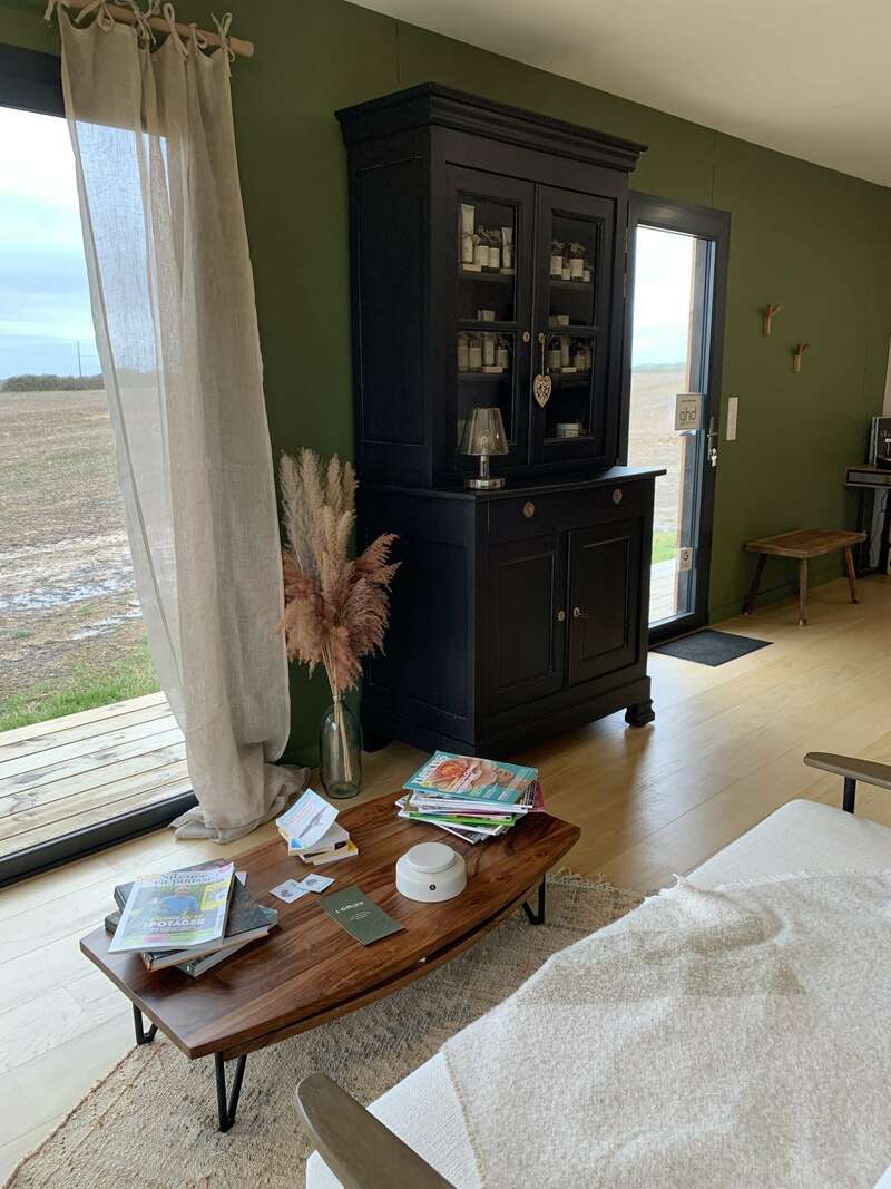 tempimageh2g7ym20241205-1686293-11xk7dh