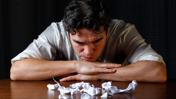 Reconnaître et traiter les blessures de la trahison