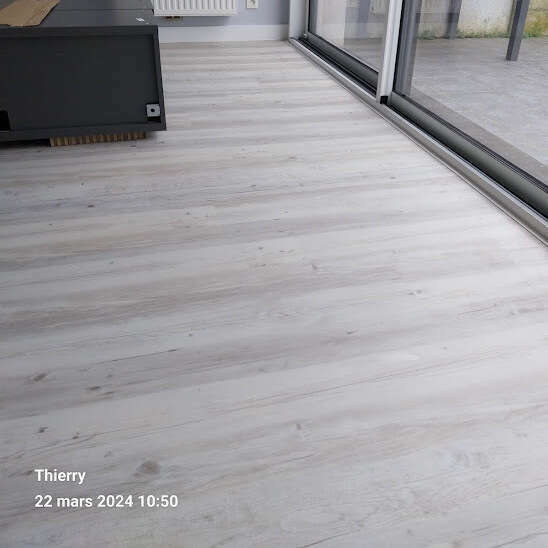 Revêtement de sol en PVC : Guide complet