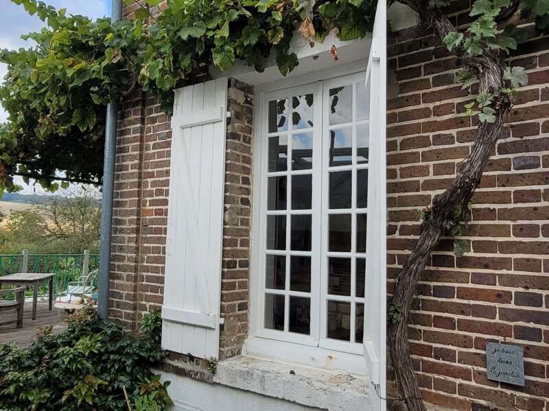 Fenêtre gamme lumine avec petit bois intégré