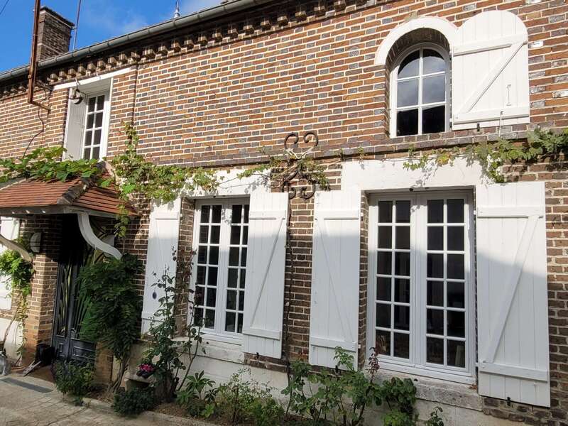 Fenêtre gamme lumine avec petit bois intégré 